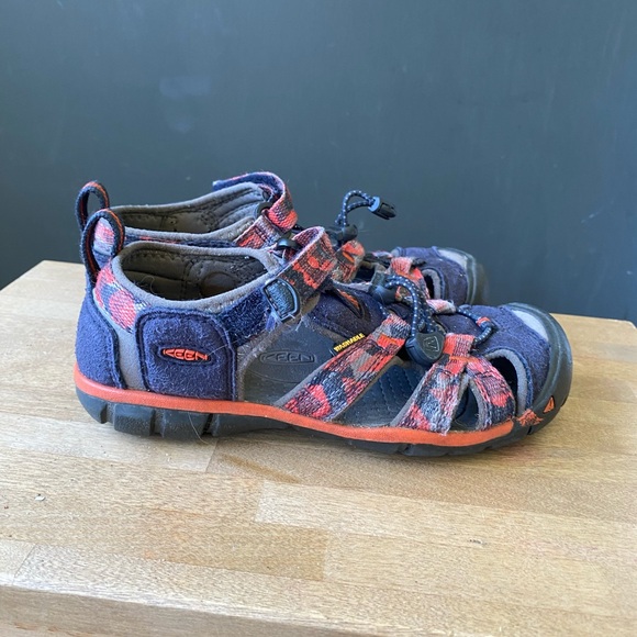 Keens, little kids 13 - Picture 2 of 3